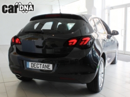 Opel Astra J CarDNA LED Hátsó lámpák fénycső fekete/sötétített-image-64550